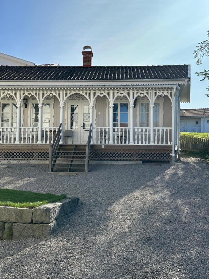 Crusellska Vandrarhemmet Stromstad Bagian luar foto