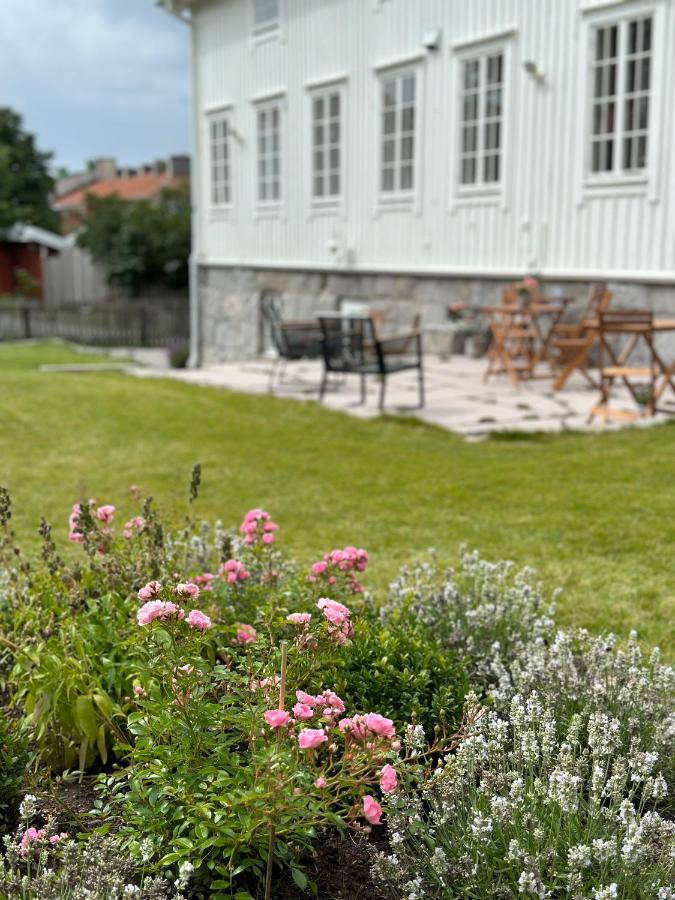 Crusellska Vandrarhemmet Stromstad Bagian luar foto